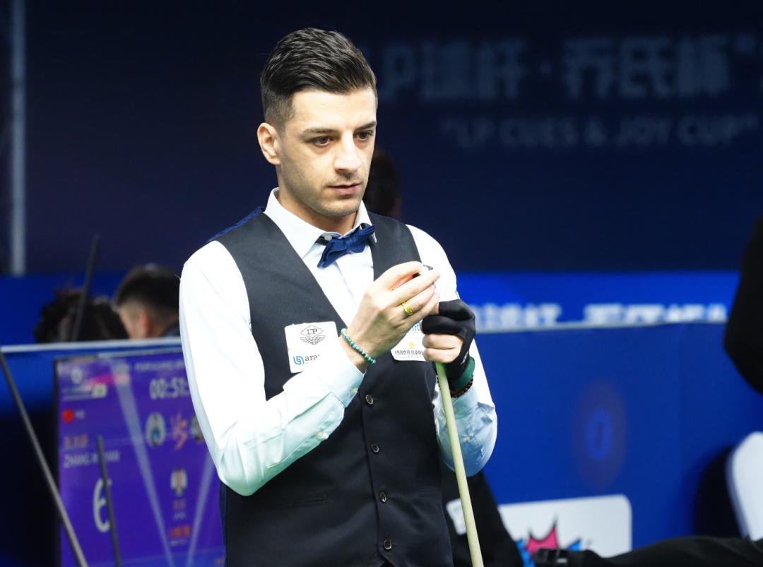 采取了前场 采取了前场